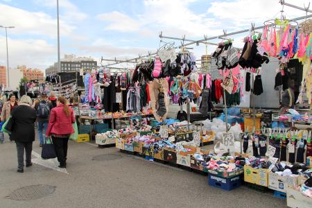 Image Solicitudes de PUESTOS DE VENTA AMBULANTES textil, hortofrutícola y...