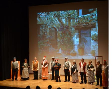 Teatro Adultos. Grupo de Teatro Mª Zambrano: "Los conejos".