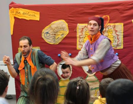 Espectáculo Infantil. Saltatium Teatro: “La gran revolución del piojo Ramón”